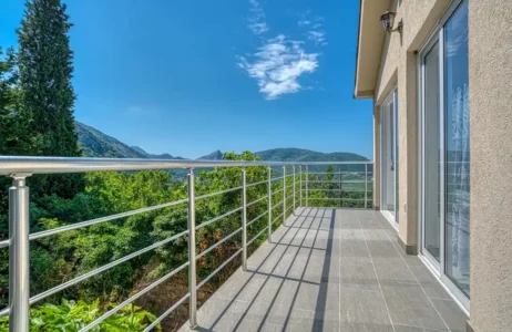 Villa Buljarica – Balkon