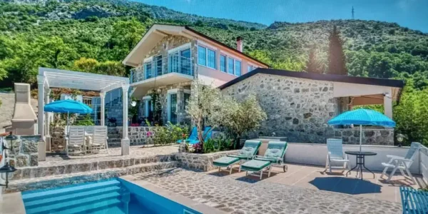 Villa Buljarica – Außengelände