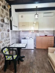 Villa Buljarica – Küche